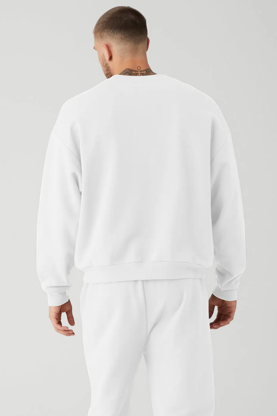 Accolade Crew Neck Pullover - White