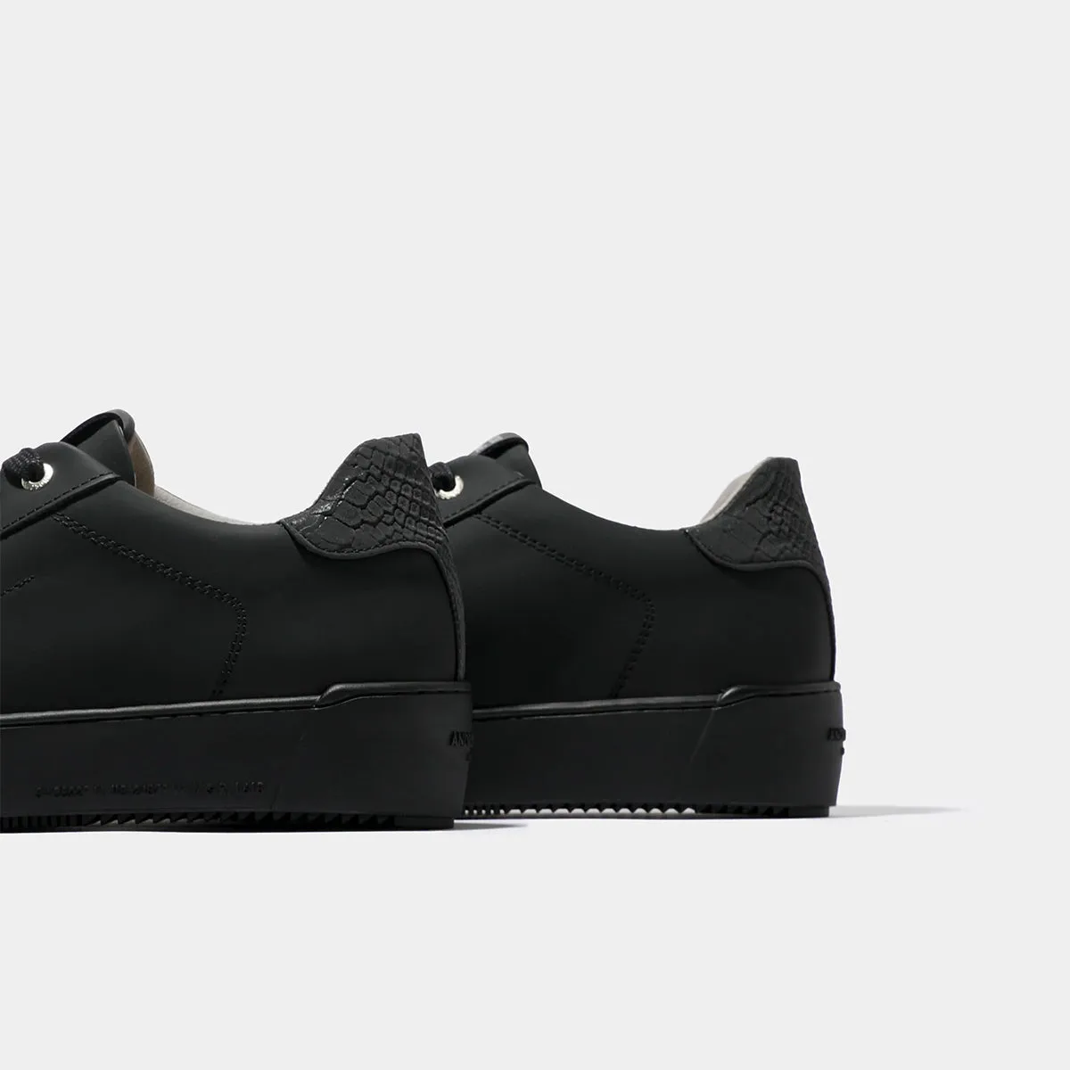 Android Homme - Zuma Trainers in Black