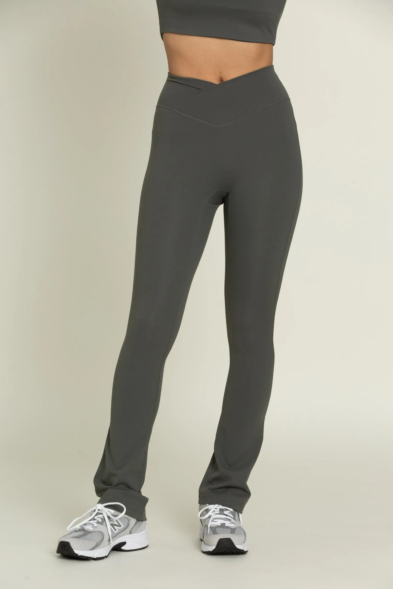 Dull Pine Flare Yoga Pants