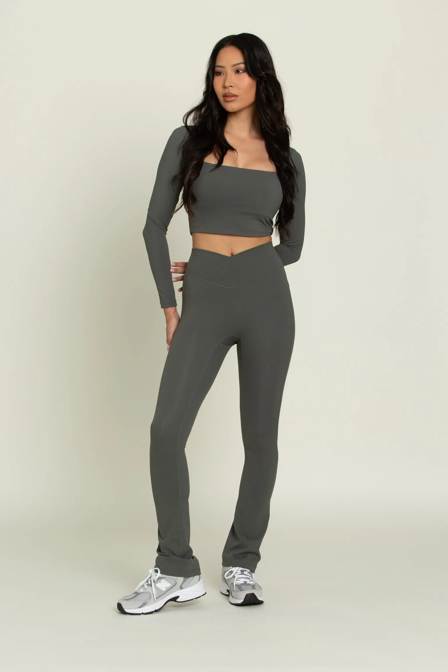 Dull Pine Flare Yoga Pants