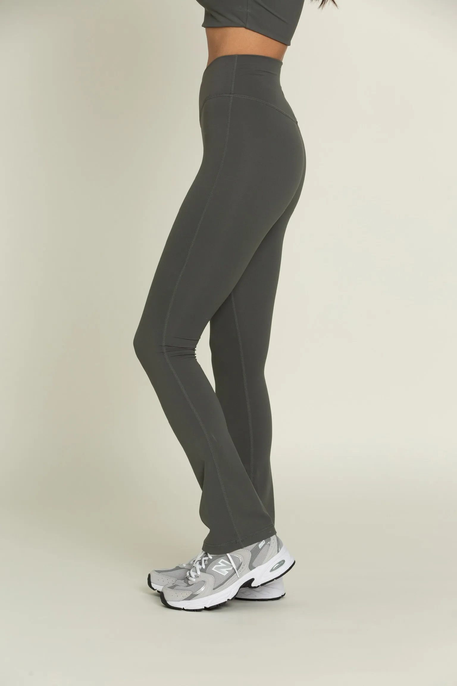 Dull Pine Flare Yoga Pants