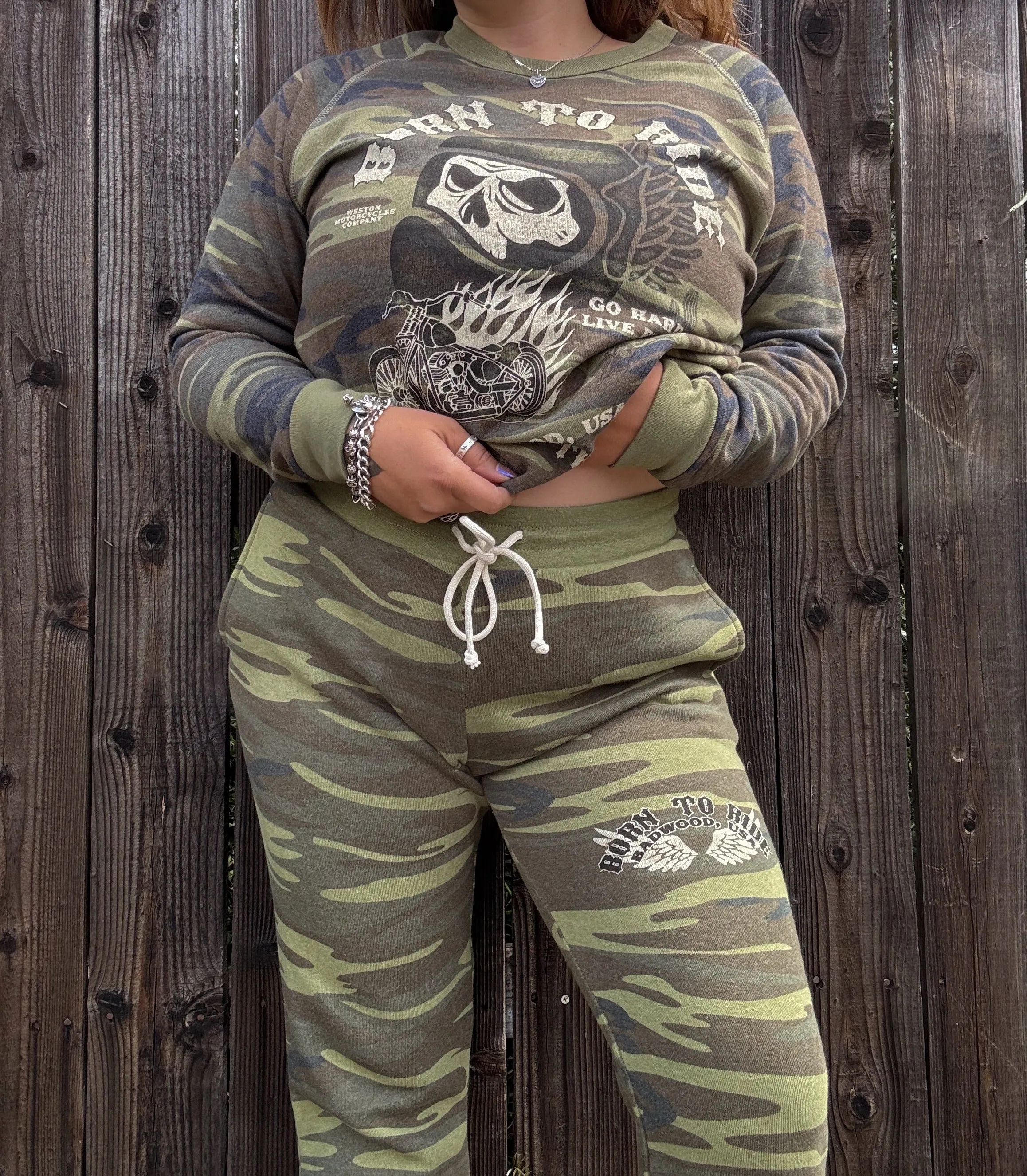 "BORN TO RIDE" Women's Sweatpants in CAMO