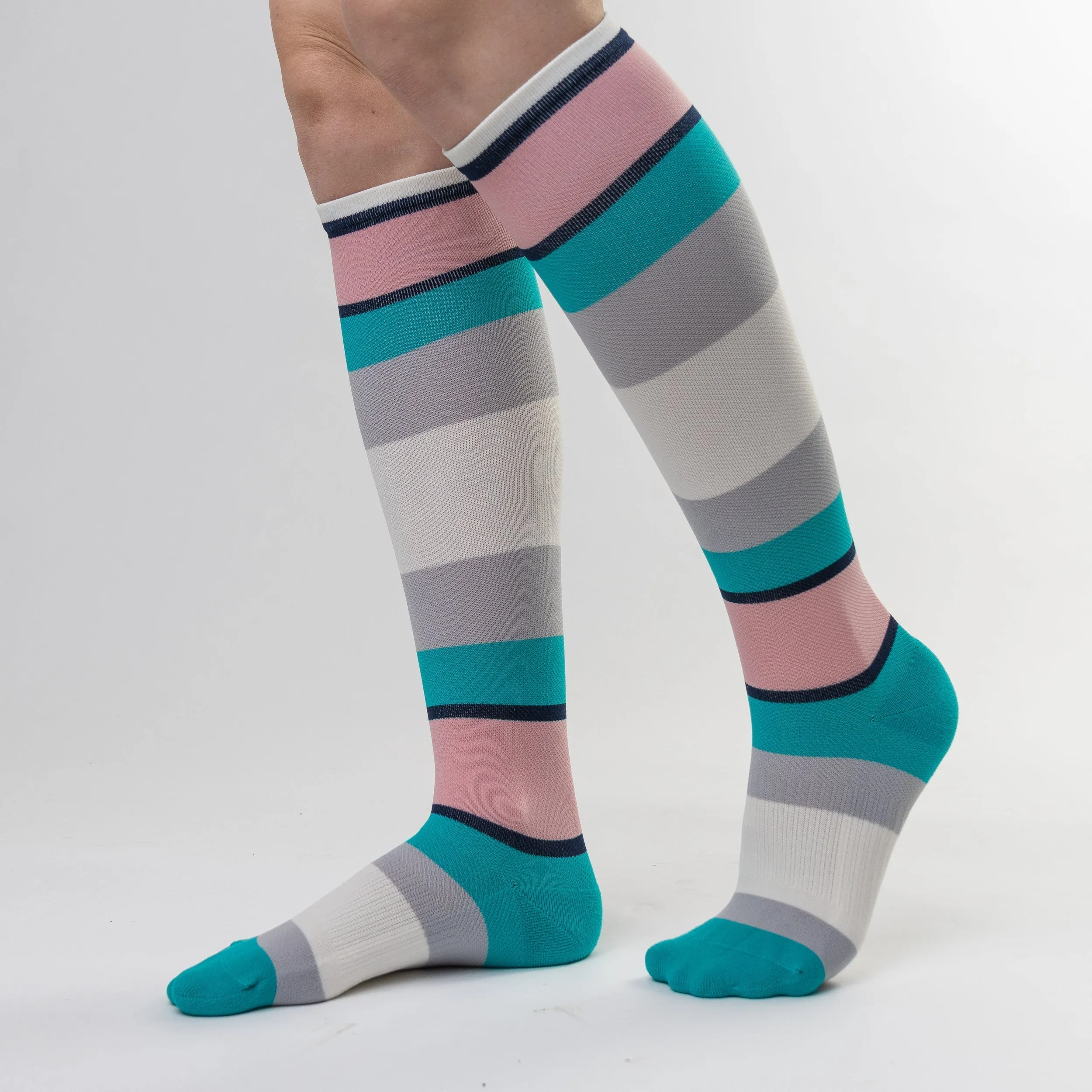 TRTL COMPRESSION SOCKS