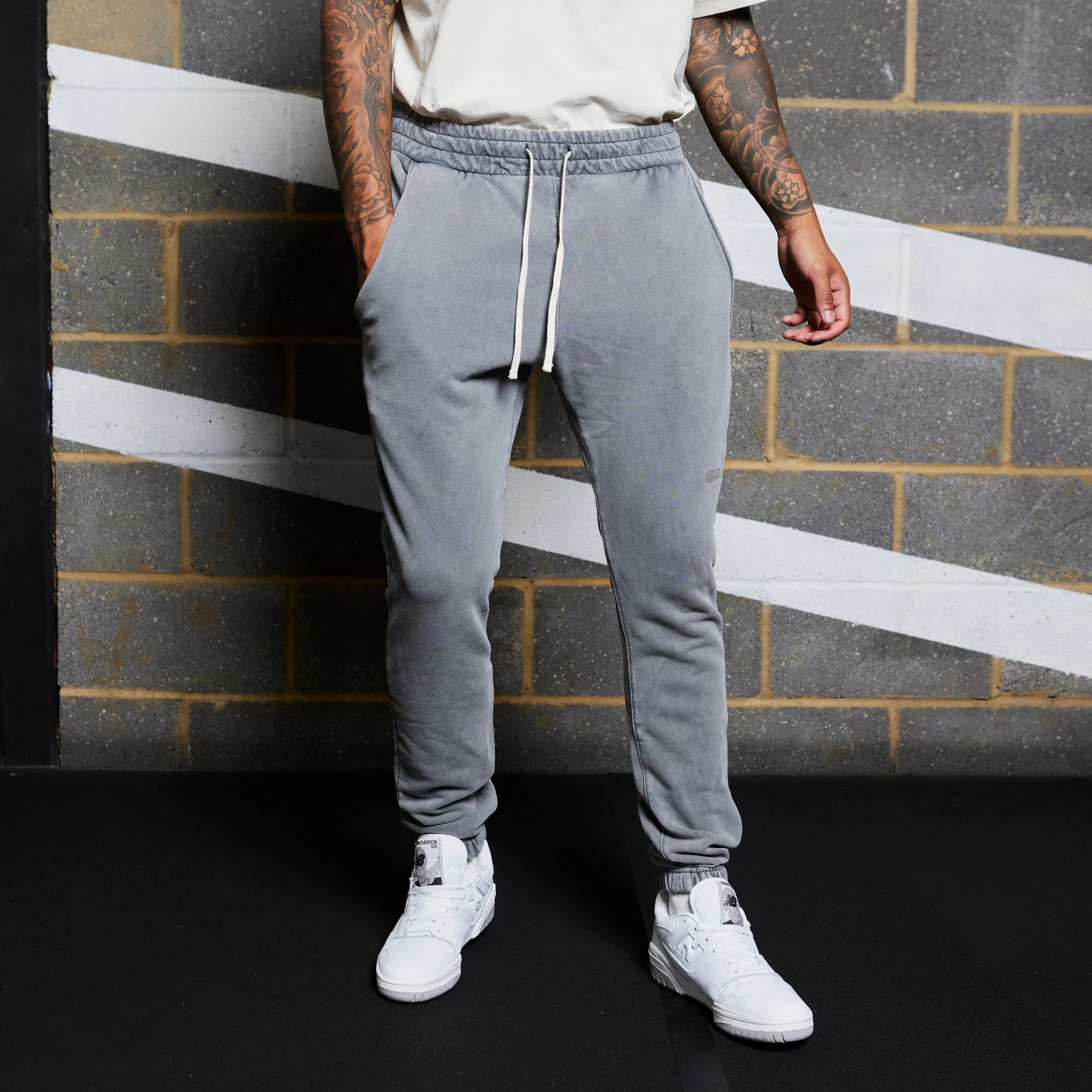 Vanquish Washed Grey Tapered Sweatpants