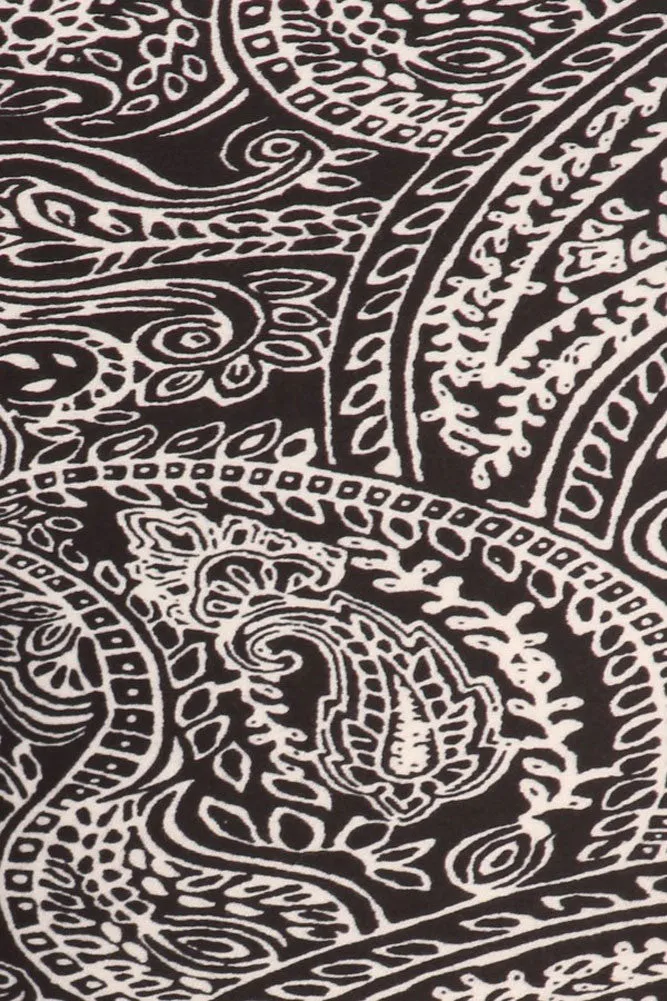 Women's Plus Gorgeous Paisley Pattern Print Leggings - Black White